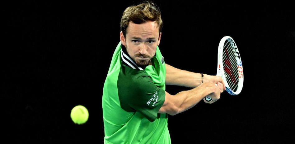 Medvedev sobrevive a Ruusuvuori, en el abierto de Australia